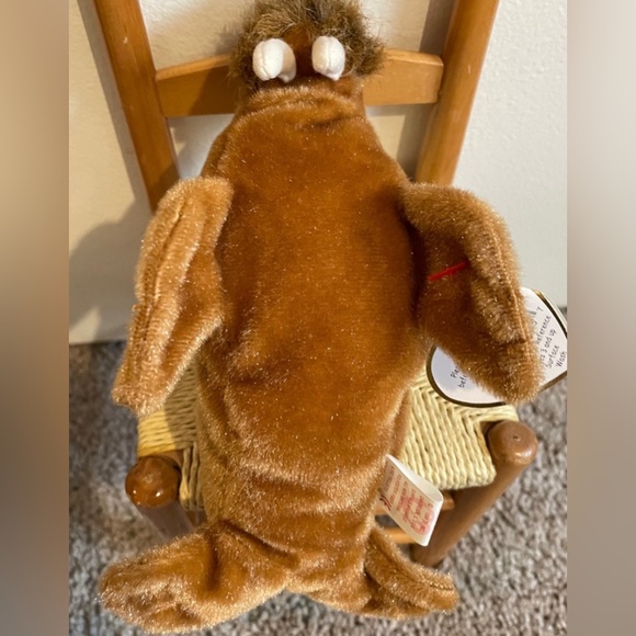 Ty Beanie Babies Original Paul The Walrus
birthday February 23 1999 - Picture 5 of 9